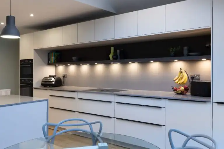 LET THE LIGHT IN – CHOOSING THE PERFECT LIGHTING FOR YOUR KITCHEN LET THE LIGHT IN – CHOOSING THE PERFECT LIGHTING FOR YOUR KITCHEN